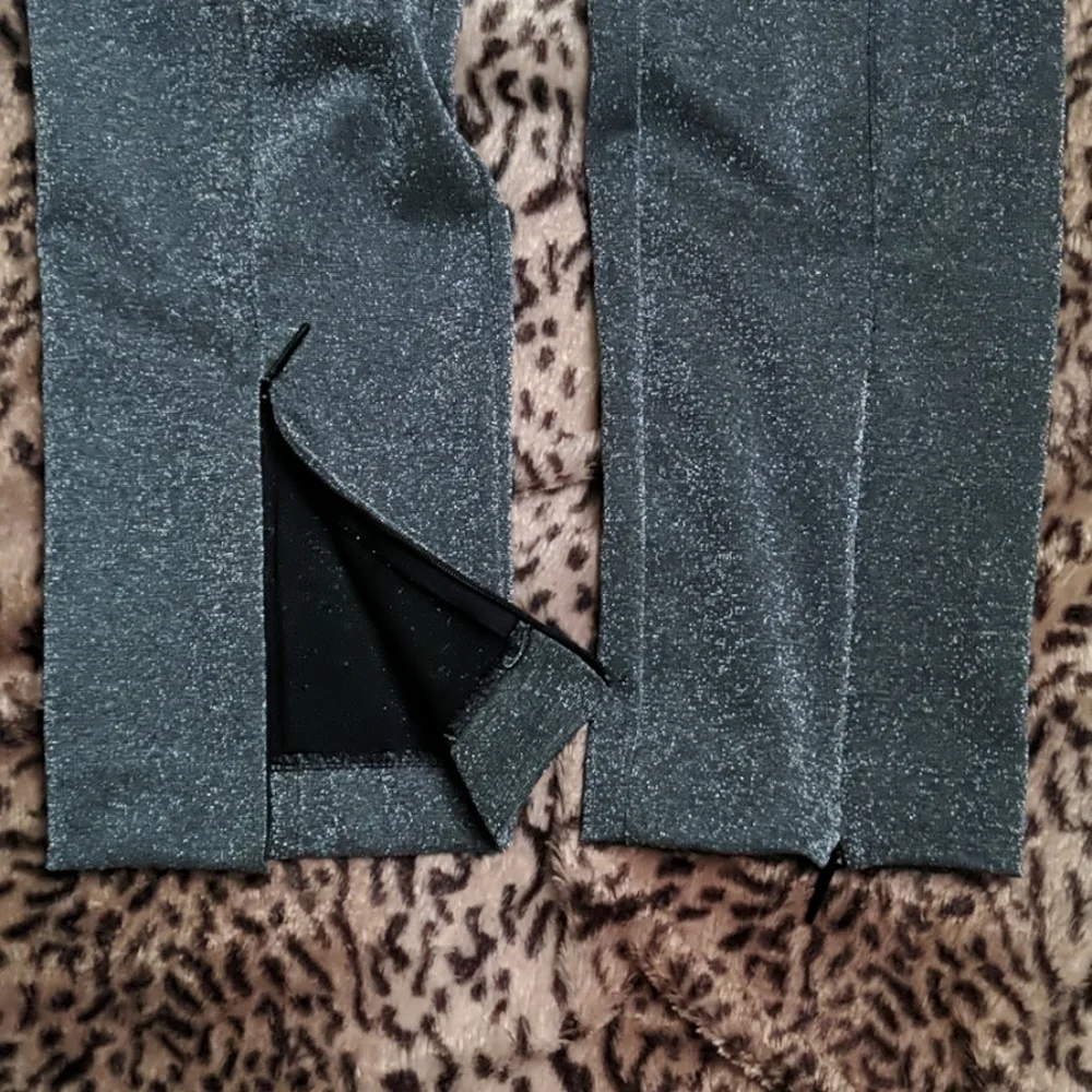 H&M silver zipper leggings - Picture 4 of 5